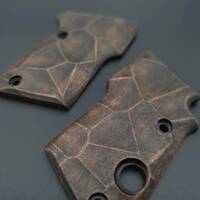 Beretta 21A Bobcat Maple Grips - Crack V2 (3169) / Hand-painted