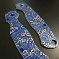 Spyderco Para Military 2 Cru-Wear maple handle scales - Japan Wave / hand-painted