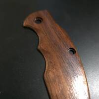 Hinderer Jurassic walnut handle scales - Traditional / hand-painted