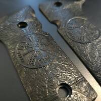Beretta 92XI, 92GTS Maple Grips - Vegvisir Black / Hand-painted