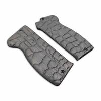 Burned - MAC Mle 1950 Grips