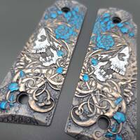 Ruger Mark IV 22/45 Maple Grips - Skull Flowers Blue / Hand-painted