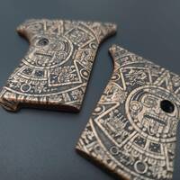 Seecamp LWS-25/32 Maple Grips - Aztec / Hand-painted