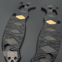 Spyderco Manix 2 maple handle scales - Katana Black Gold Coin / hand-painted