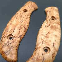 Spyderco Mule Team/2 karelian birch handle scales - Traditional / hand-painted
