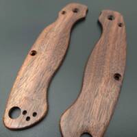 Spyderco Military 2 walnut handle scales - Traditional / hand-painted