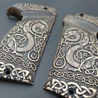 MAC Mle 1950 Trausch Maple Grips - Celtic Gates / Hand-painted