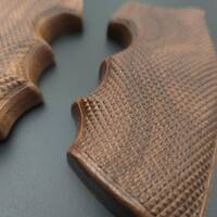 Old Classic Walnut - Colt Python Grips