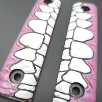 Zero Tolerance ZT 0006 maple handle scales - Teeth V1 / hand-painted