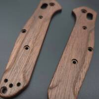 Benchmade Osborne 940-1 walnut handle scales - Traditional / hand-painted