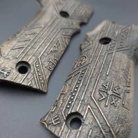 Sig Sauer P226 DA/SA maple grips - Norse Myth Dark / hand-painted