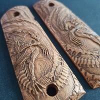 Alien (3166) - 1911 Full Size Government Grips