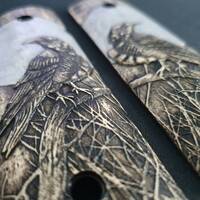 Moon Raven - 1911 Full Size Round Butt Grips