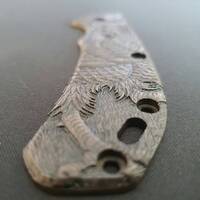 Zero Tolerance ZT 0566 maple handle scales - Rooster Black / hand-painted