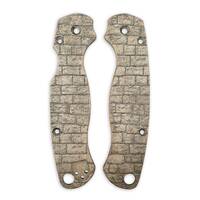 Stone Bricks (Oil) - Spyderco Para Military 2 Knife Scales by Vladimir Svechnikov