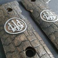 Beretta 92XI, 92GTS Maple Grips - Charcoal Medallion / Hand-painted