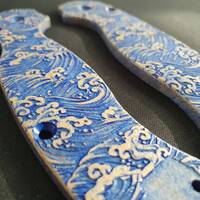 Japan Wave - Spyderco Para Military 2 Knife Scales by Svechnikov Knives