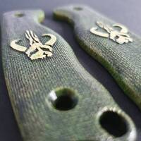 Mythosaur Skull - Terävä Jääkäripuukko 85, Skrama 80 Knife Scales by Svechnikov Knives