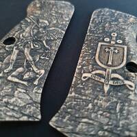 CZ 75 Original Maple Grips - Quis Ut Deus / Hand-painted
