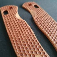 Honeycombs (3138) - Kizer Drop Bear Knife Scales by Svechnikov Knives
