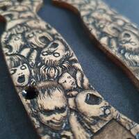 Scared Faces - Spyderco Para Military 2 Knife Scales by Svechnikov Knives