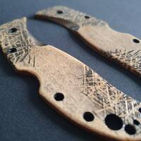 Scratches - Spyderco RockJumper, LeafJumper Knife Scales by Svechnikov Knives