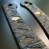 CIVIVI Elementum Button Lock maple handle scales - Katana Black Gold Coin / hand-painted