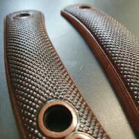 Knafs Lulu maple handle scales - Classic V2 Dark Cherry / hand-painted