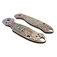 Spyderco Para 3 maple handle scales - Sakura Lynx / hand-painted