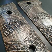 Beretta 92S Maple Grips - Si Vis Pacem Para Bellum / Hand-painted
