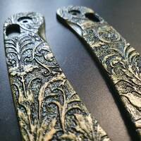 Knafs Lander 3 maple handle scales - Wild Thickets Green / hand-painted