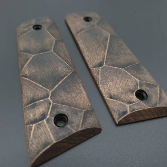 Crack V2 (3169) - Gearhead Archery 1911 Slider Bow Grips