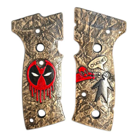Sig Sauer P320 AXG maple grips - Deadpool / hand-painted