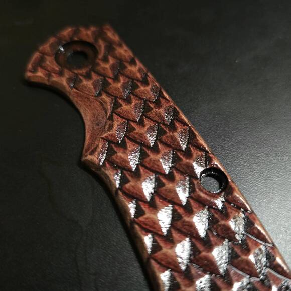 Hinderer Project X maple handle scales - Dragon Scales Dark Cherry / hand-painted