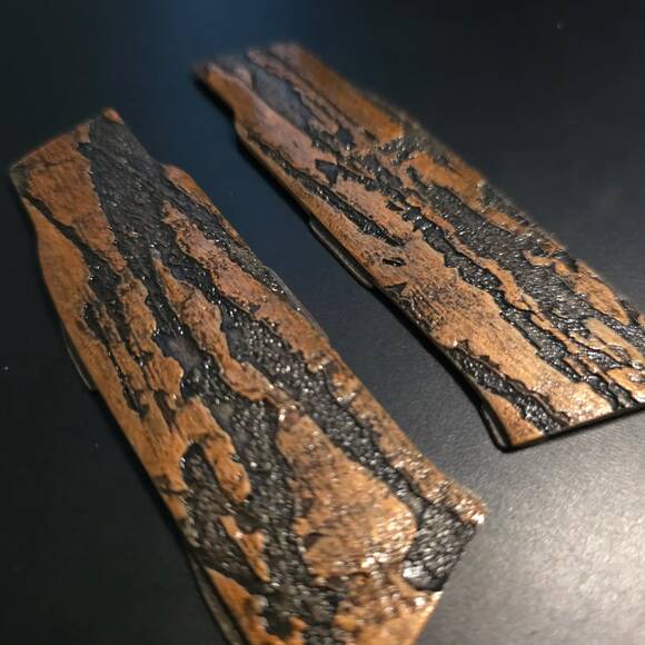 Laugo Arms Alien Creator, Remus Maple Grips - Roughness Bronze / Hand-painted