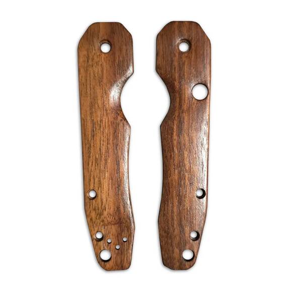 Traditional Walnut - Spyderco Smock Knife Scales by Svechnikov Knives