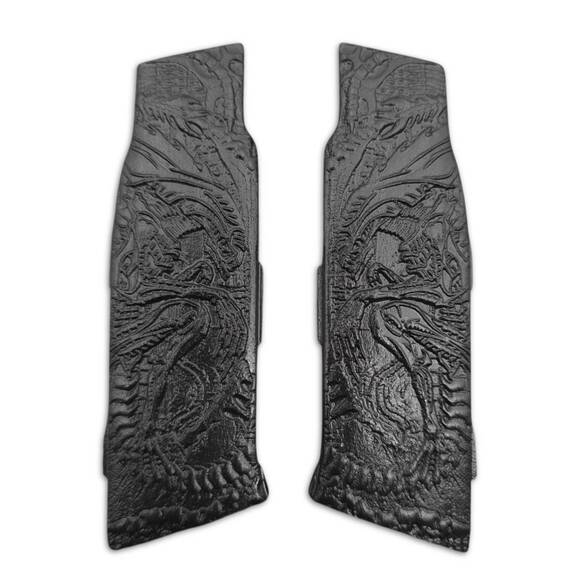 Laugo Arms Alien Creator, Remus maple grips - Alien Black / hand-painted