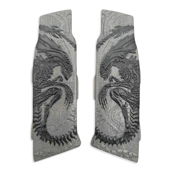 Laugo Arms Alien Creator, Remus maple grips - Alien Grey Black / hand-painted