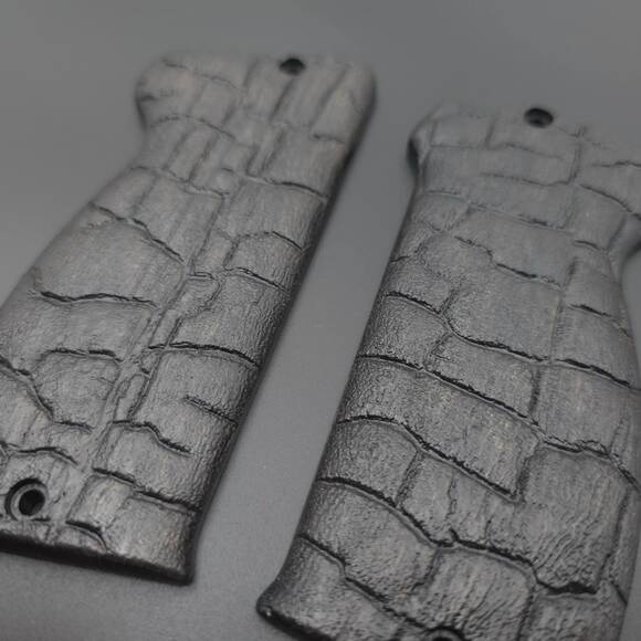 MAC Mle 1950 Maple Grips - Burned / Hand-painted