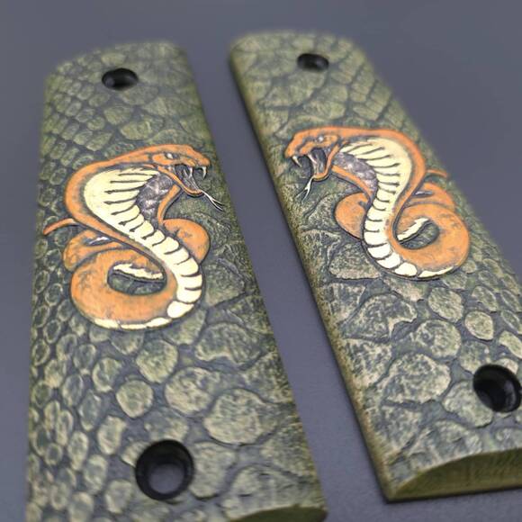 Cobra V2 - Gearhead Archery 1911 Slider Bow Grips
