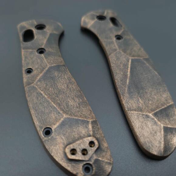 Benchmade Griptilian 550 maple handle scales - Crack V2 (3169) / hand-painted