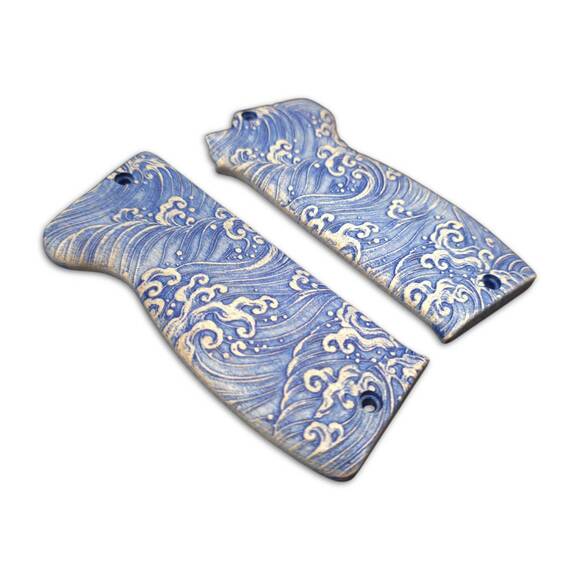 MAC Mle 1950 Maple Grips - Japan Wave / Hand-painted