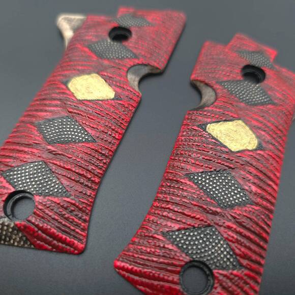 Beretta 80X Cheetah Maple Grips - Katana Red Gold Coin / Hand-painted
