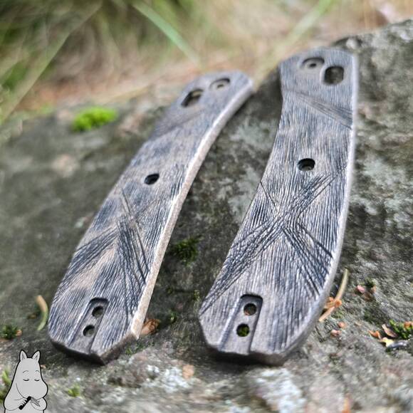 Knafs Lander 2 maple handle scales - Antique Chest by Artur Soikkeli