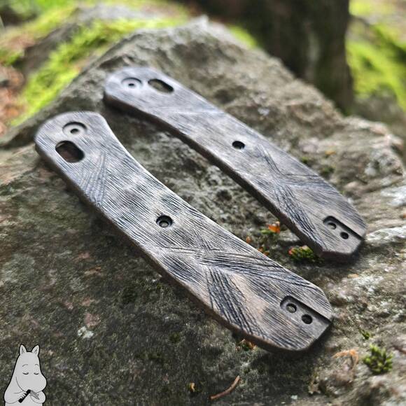 Knafs Lander 2 maple handle scales - Antique Chest by Artur Soikkeli