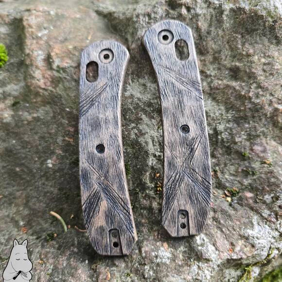 Knafs Lander 2 maple handle scales - Antique Chest by Artur Soikkeli