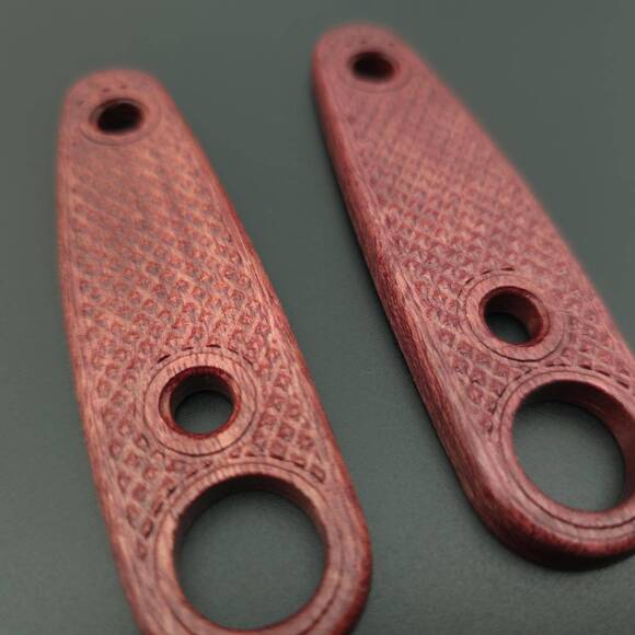 ESEE Izula 2 amaranth handle scales - Classic V2 / hand-painted