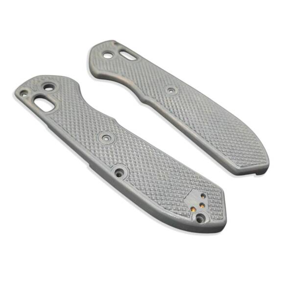 Benchmade Freek 560 maple handle scales - Classic V2 Grey / hand-painted