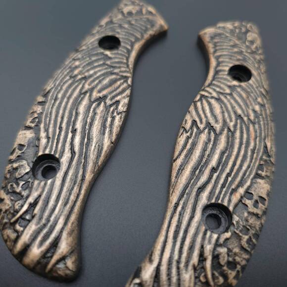 Spyderco Mule Team/2 maple handle scales - Angel Wings / hand-painted