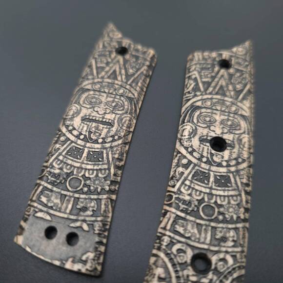 Chaves Scapegoat Street maple handle scales - Aztec / hand-painted